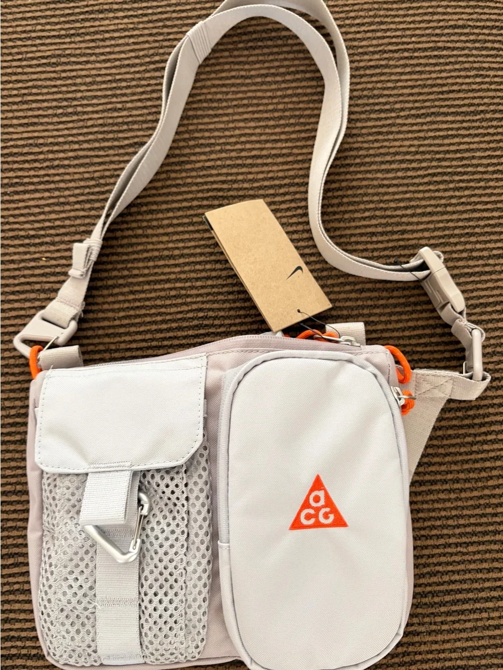 NWT Nike ACG Daymax Crossbody Bag Gray 3L NEW